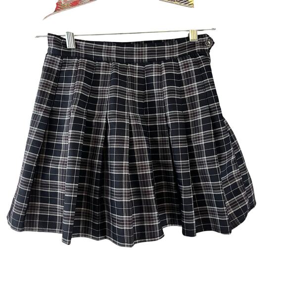 Pleated Mini Plaid Skirt Skort Grunge, Mall Goth, Punk XS 26" Waist - Picture 1 of 6